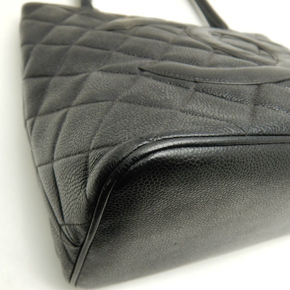 Chanel Reissue Tote Bag Caviar Skin Black - Picture 5 of 7